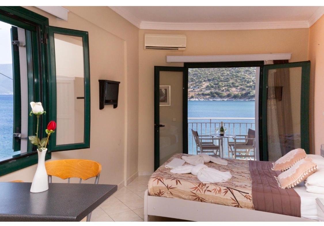 Poseidon Apartments Agia Efimia Buitenkant foto