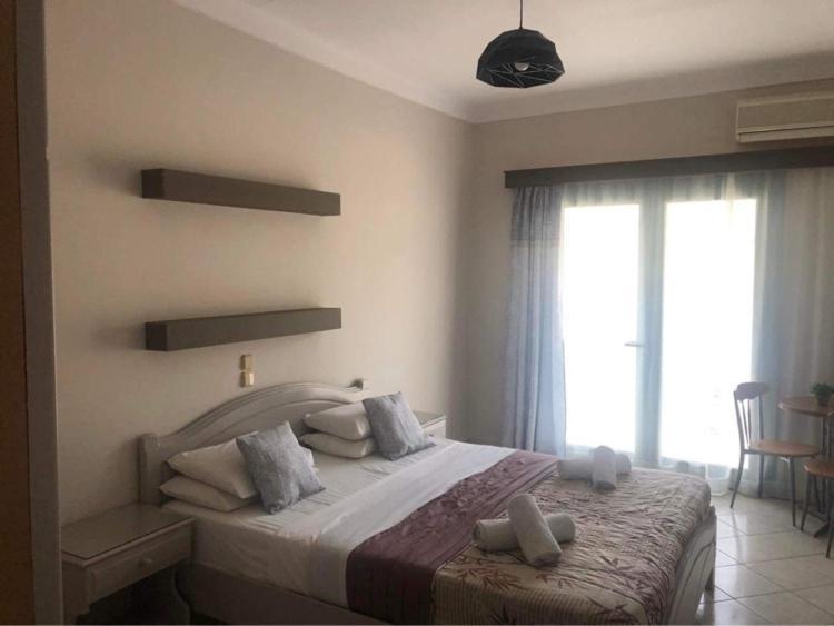 Poseidon Apartments Agia Efimia Buitenkant foto